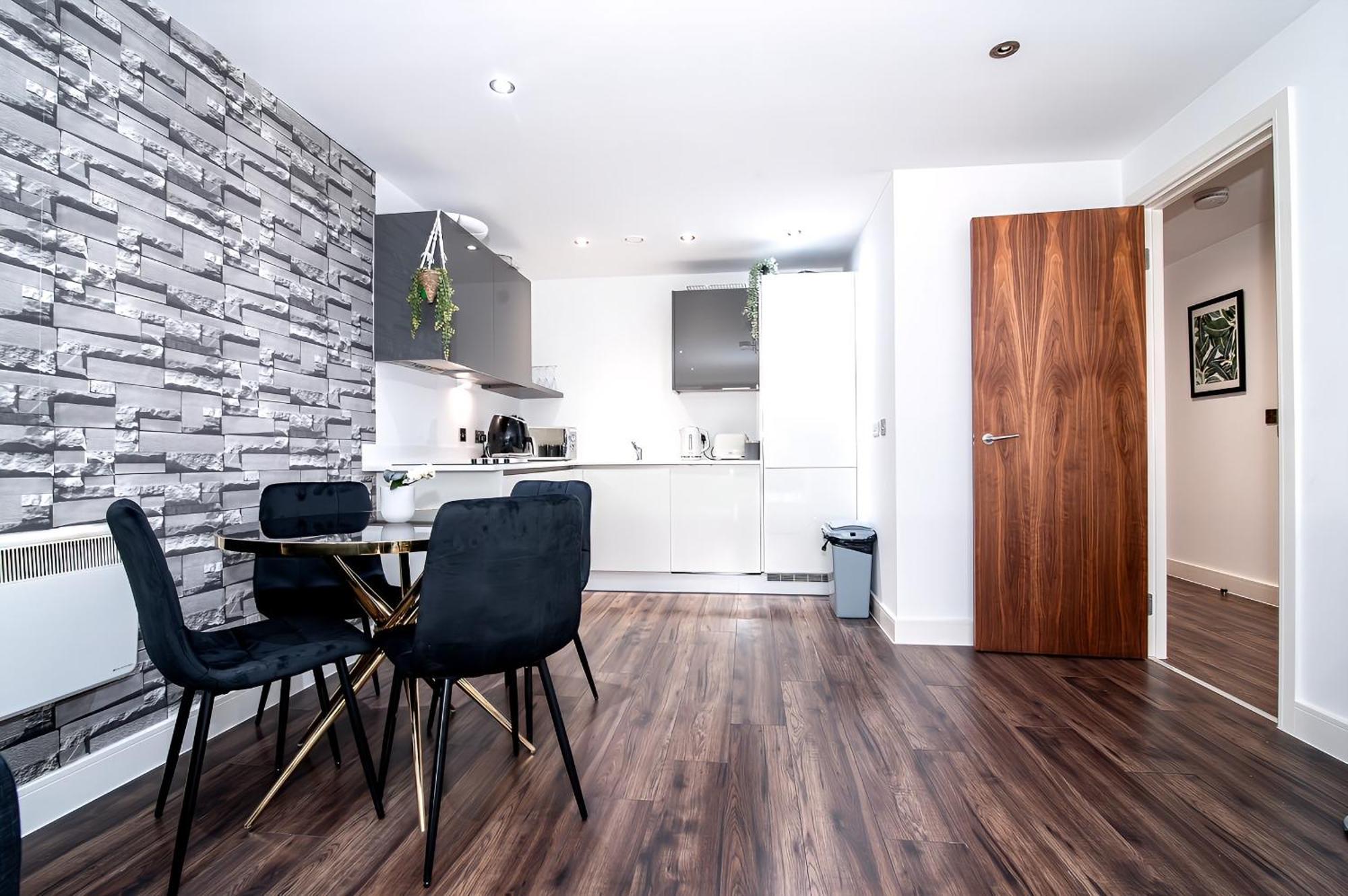 Stunning Apartment In Birmingham Exterior photo